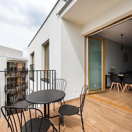 Wola Skwer Sunny Apartment Варшава Екстер'єр фото